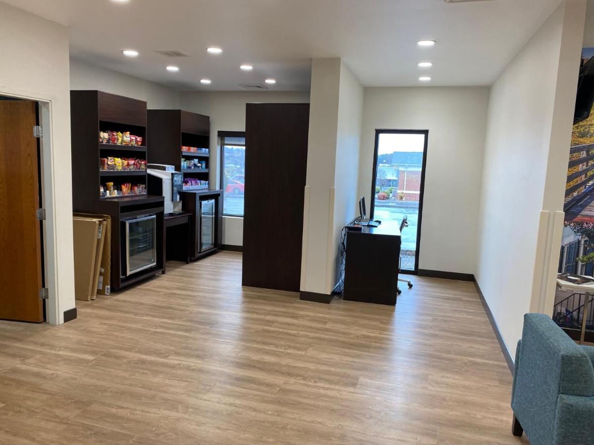 Clarion Pointe 호텔 애빙던 외부 사진